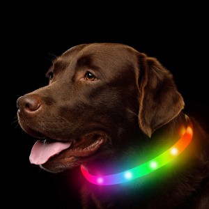 Vysokokvalitné vodotesné super jasné guľôčky lampy Rôzne farebné zmeny, aby sa zabránilo strate LED obojku pre domáce zvieratá