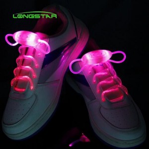 Yeni serin karanlık gece parlaklığı çok renkli eşleşen rahat ayakkabılar dans ayakkabıları led tpu ayakkabı bağcığı
