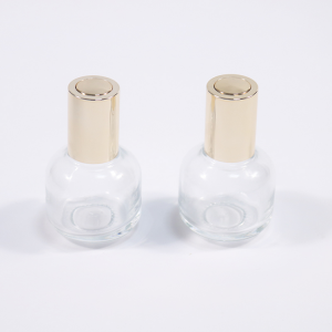 Sklenená fľaštička na esenciálny olej s matným valcovým kvapkadlom