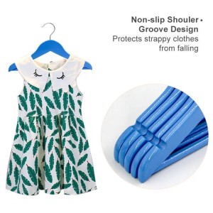 Boutique ropa niños niños ropa de bebé perchas de madera personalizadas con logo para percha de bebé
