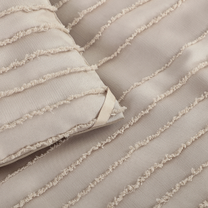 Kaihanga o Haina Cute Silk Bed Bed Textile