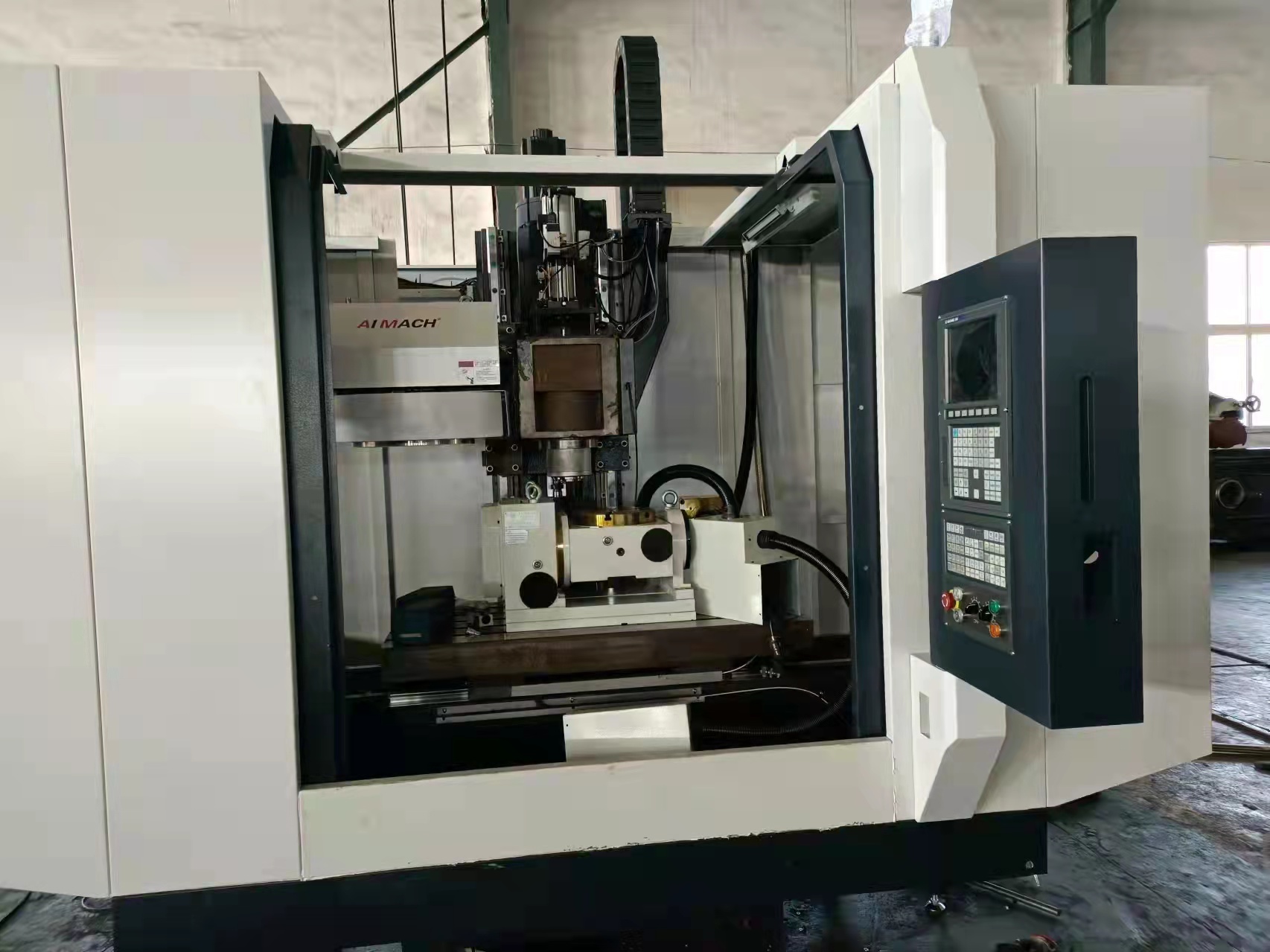 Export vmc1060 cnc milling machine with 5 th axis to Myanmar