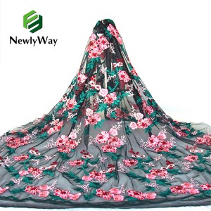 Tecido de encaixe bordado multicolor de malla de poliéster de NewlyWay para vestidos de muller