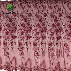 China Factory Elegantní Vícebarevný Folwer Tyl Švýcarská krajková vyšívací tkanina pro oděvní šaty