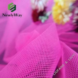 Vente d'usine 100 % polyester Hexagon Honeycomb Mesh Net Tissu de tulle pour moustiquaire