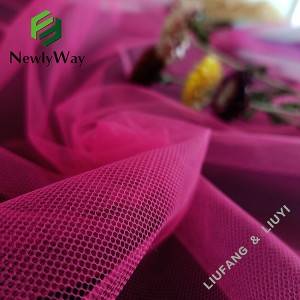 Vendita di fabbrica 100% Polyester Hexagon Honeycomb Mesh Net Tulle Fabric per Mosquito Net