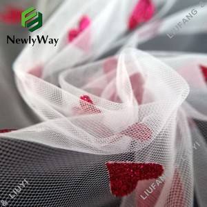 Venda de fábrica material de náilon em forma de coração tecido de renda de tule glitter para vestidos