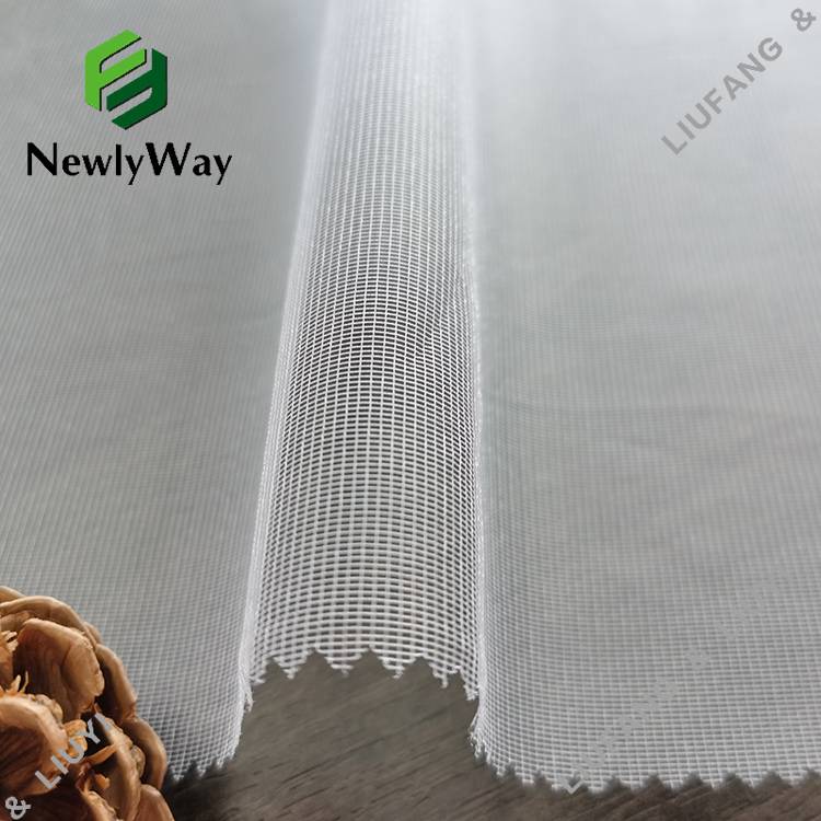Kualitas Tinggi 100% Polyester Square Grid Mesh Tulle Kain Jaring kanggo Rok Gelembung