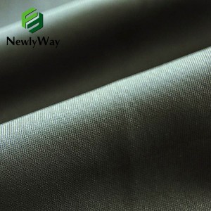 နှစ်ထပ်ကျန်းမာရေးအထည် တောင်ကိုရီးယား polyester မြင့်မားသော polyester ဆန့် Lycra အားကစားဝတ်ကျောင်းဝတ်စုံထည်