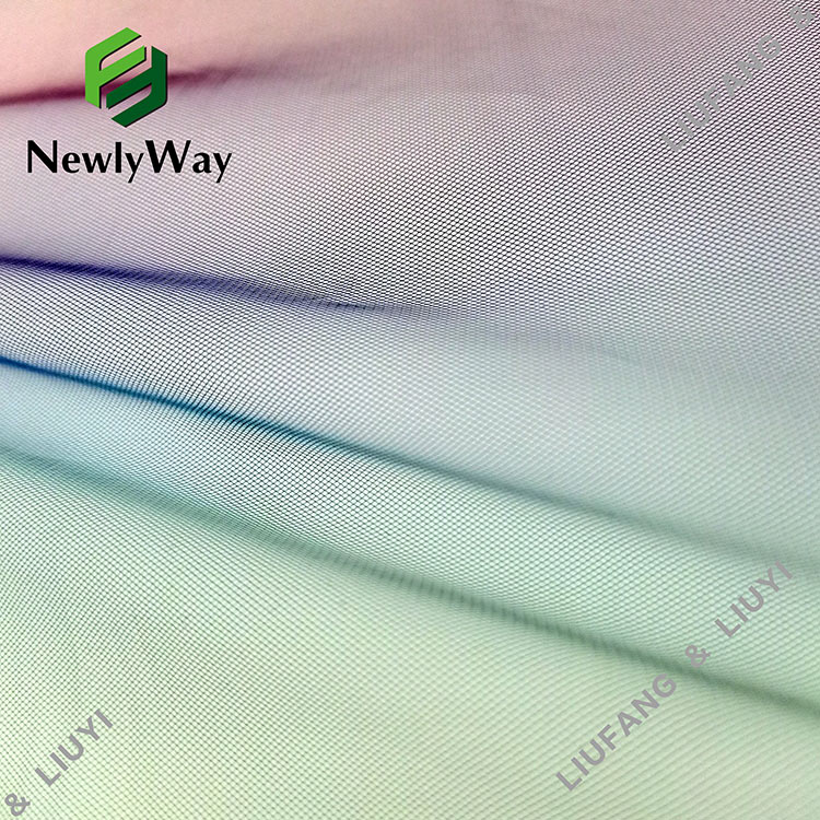 Rainbow Ombre Printed Polyester Tulle Mesh Lace Stof foar Garment / Rokken
