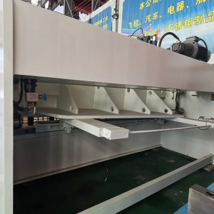 Precision tinggi QC11Y-20X3200mm hidrolik mesin guillotine shearing