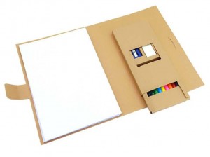 Propagační zakázkový dětský tisk v pevné vazbě, omalovánky/náčrty/kresby s barevnými tužkami