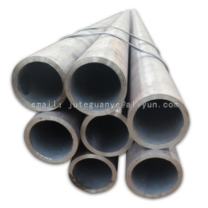 Hollow section carbon seamless steel pipe Steel+Pipes Manufacturer