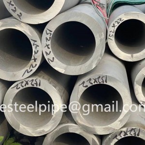 Customized na seamless tubes 316 gauge 304 stainless steel pipe na presyo
