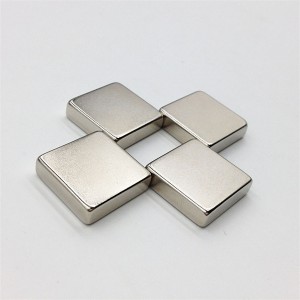 30 taon factory wholesale custom N52 strong magnet NdFeB square magnet na may mataas na kalidad