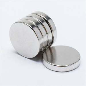 Neodymium NicuNi mai ƙarfi N50 N52 Rare Duniya Disc Magnet