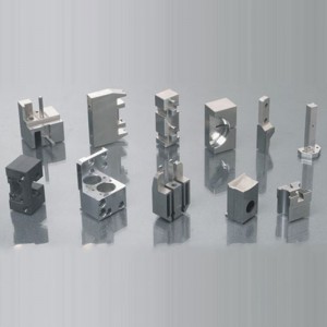 CNC Machining with AL6061 and SS304(CNC)