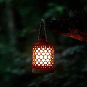 Jiro latabatra LED / Lantern azo entina sy azo averina Jiro fialamboly anatiny sy ivelany