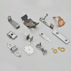Fournisseur personnalisé de poinçonnage d'aluminium de précision