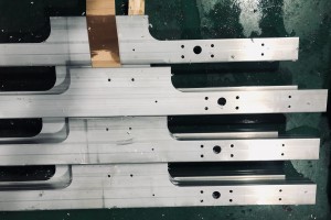 Maßgeschneiderte Präzisionslösung für das Drehen von Aluminium