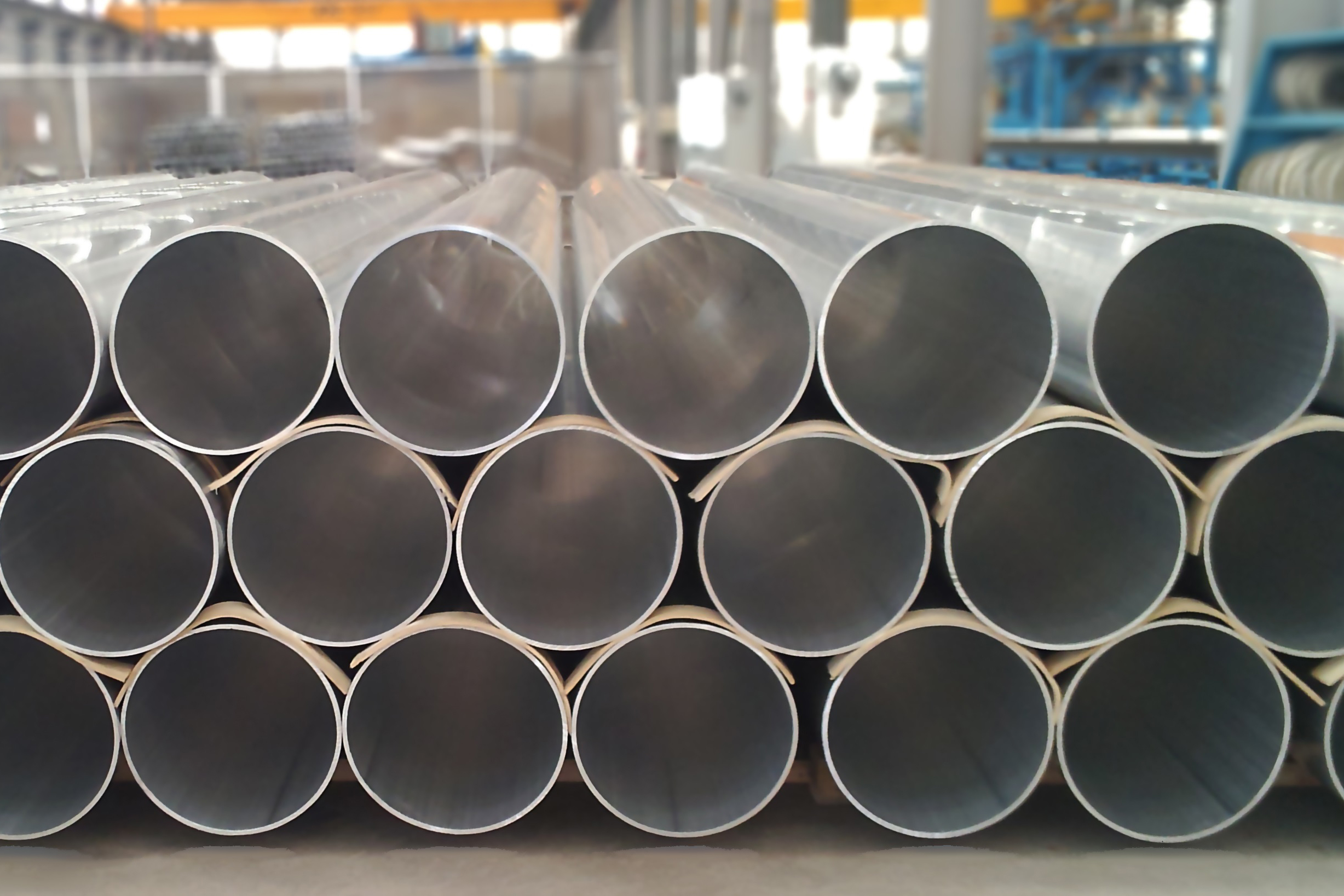Tub ose tub alumini të ekstruduar për inxhinieri elektrike