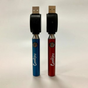 30PCS / Lotbk Baterio 650mAh Tensio Variaj Baterioj Plumo kun USB Ŝargilo Fit510 Vaporigilo Kartoĉo Montriĝis Pakado