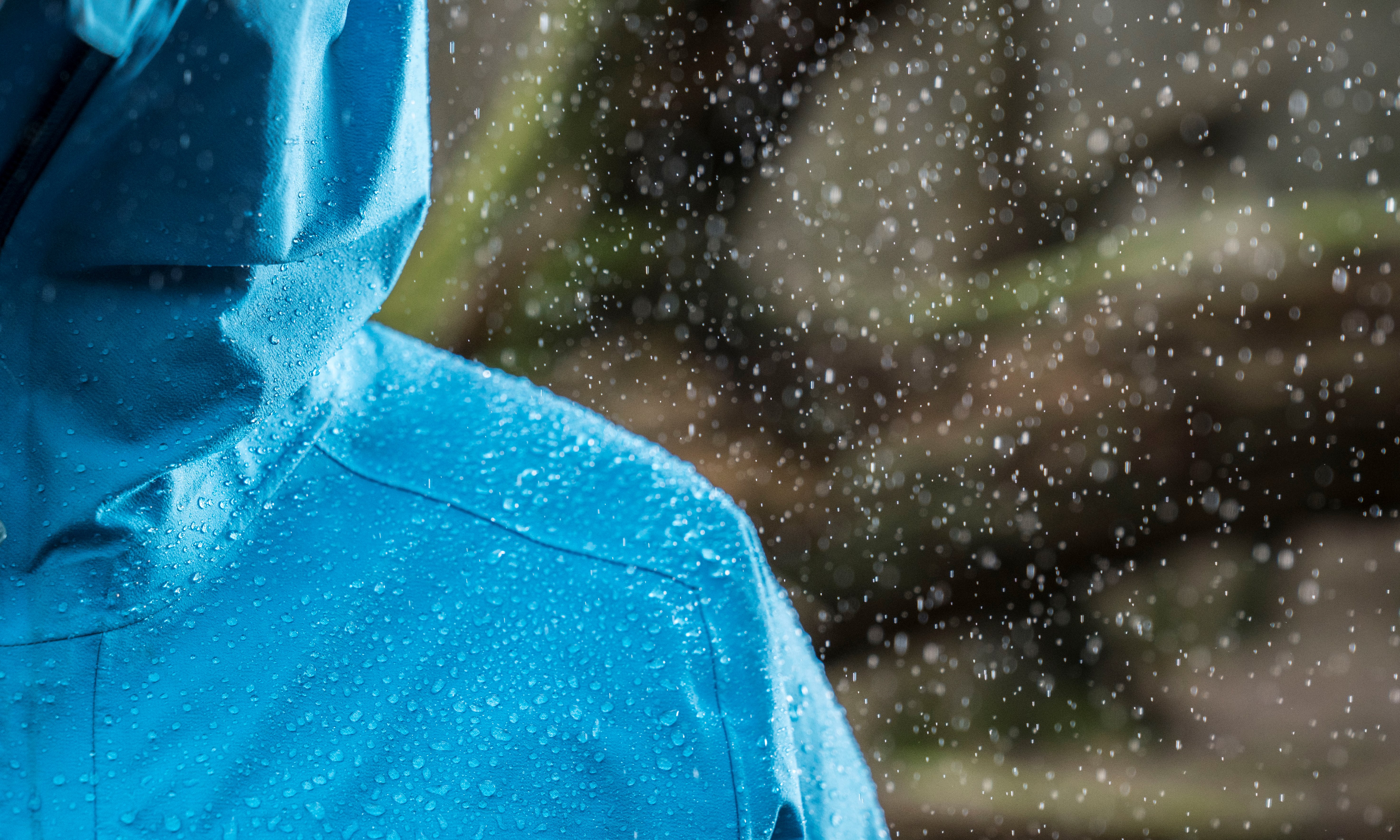 Water-resistant vs. Waterproof Raincoat