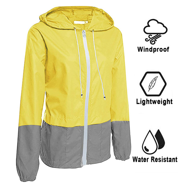 Packable outdoor hooded windbreaker jacket for women