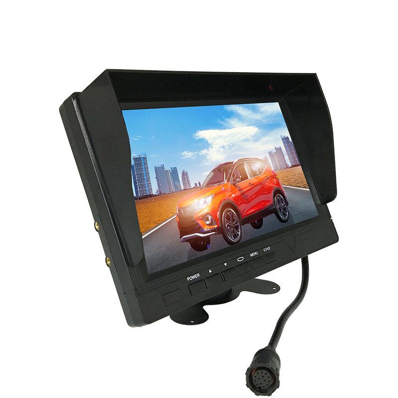 9 collu četru dalīta ekrāna TFT LCD krāsu automašīnu monitors autobusu kravas automašīnu parka pārvaldībai. Piedāvātais attēls