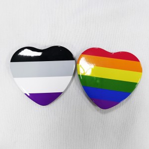 Button Badge Maker Factory Ուղիղ Վաճառվում է Էժան Գին Պատվերով ձևավորված Heart Lapel Pins