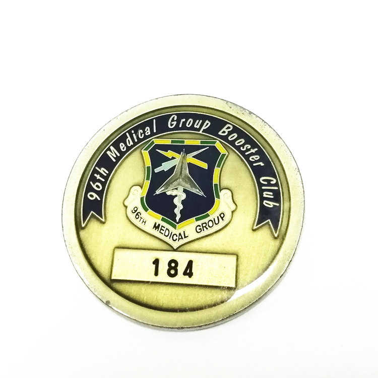 ក្រុមហ៊ុនផលិតគំនូរជីវចលដែលមានតំលៃថោក Epoxy Badge Metal Epoxy Resin Pin Badge Custom Round Shape Gold Coins Featured Image