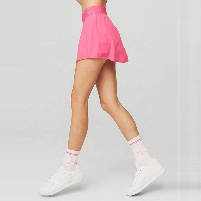 Individualus teniso sijonas su šortais