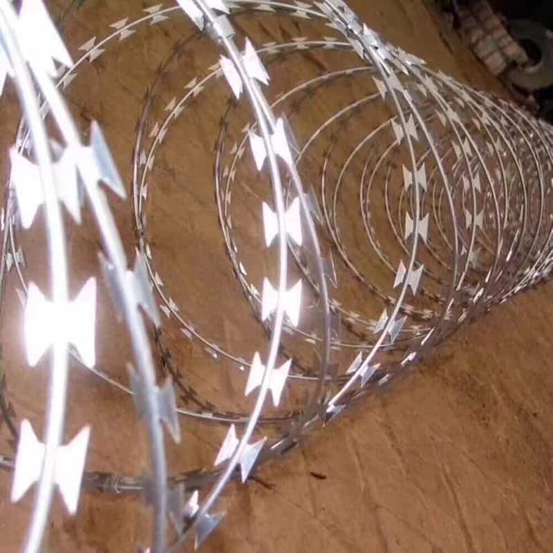 Texas’ razor wire, buoys at border violate international law, Mexican officials say