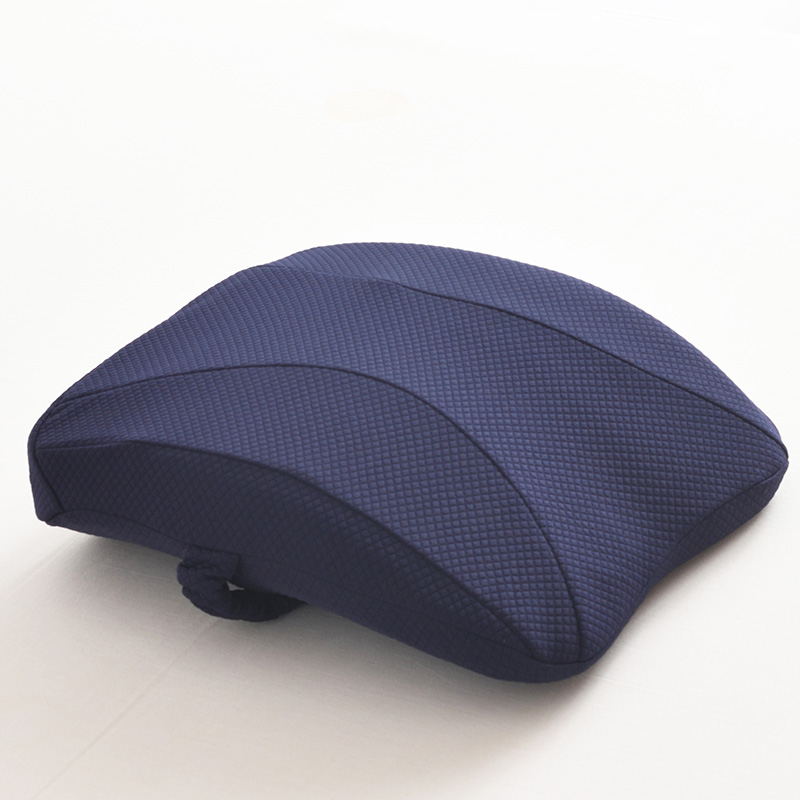 Cuscino di supporto lombare a rete in memory foam 3D con cintura elastica