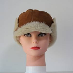 Hot-selling Double Pom Pom Hat Womens - Shearling Sheepskin visor winter hats – Fanshen