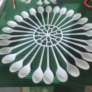 Forma na plastové vidličky