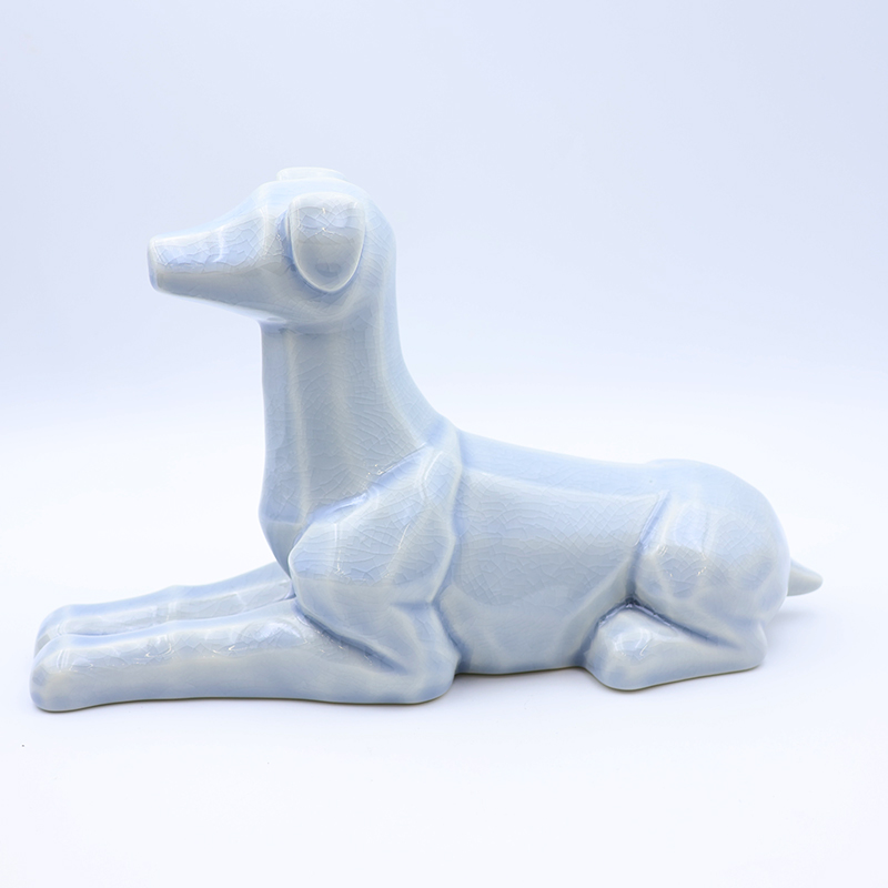 Keraminė šuns formos urna mėlyna