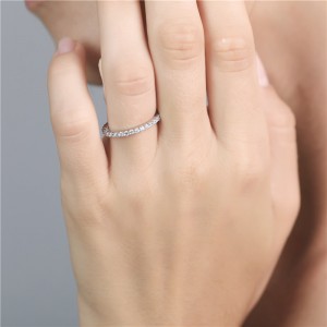 14K Solid White Gold Round Cut Thin-Loop Ring Para sa Fashion Women
