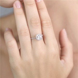 2.0ct Cushion Cut Prong Handset Luxury White Gold Diamond Ring For Women Wedding