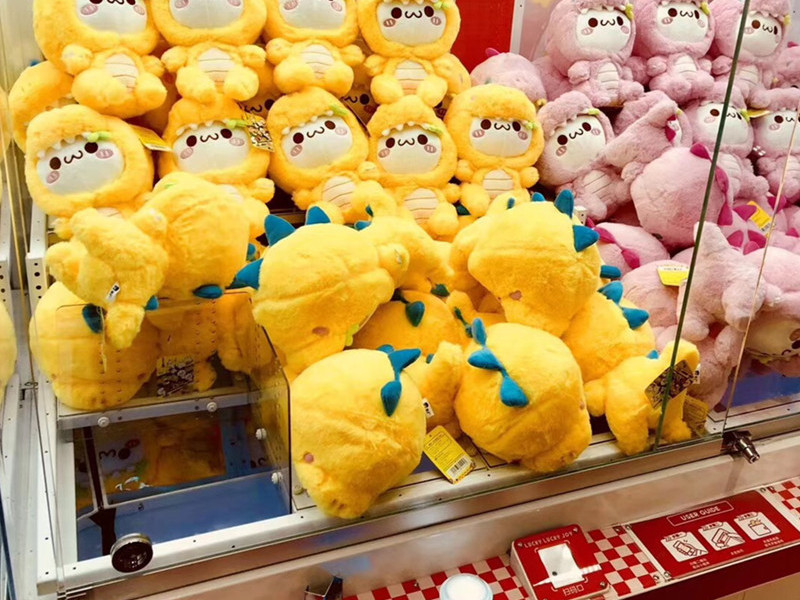 What are the advantages of claw machine entrepreneurship?