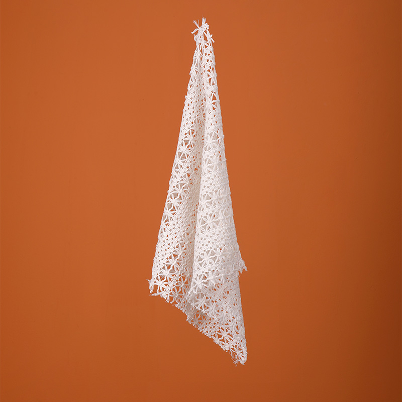 Thiết kế hoa chạm khắc rỗng 85% polyester 15% cotton Vải jacquard dệt kim dọc 200gsm