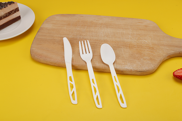Why the prices are different for your cutlery?