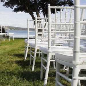 AJ Factory wholesale Panlabas na Hotel Banquet Wedding White Wooden Tiffany Chiavari Dining Chairs