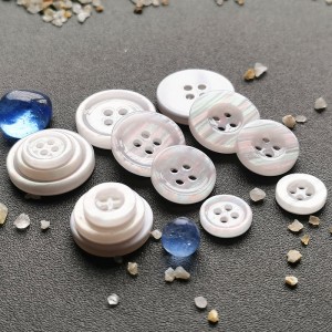 Commercio all'ingrosso del bottone della camicia del bottone dell'uniforme del bottone degli abiti da lavoro del bottone della resina del rifornimento della fabbrica