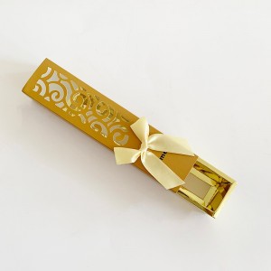 gold chocolate gift box