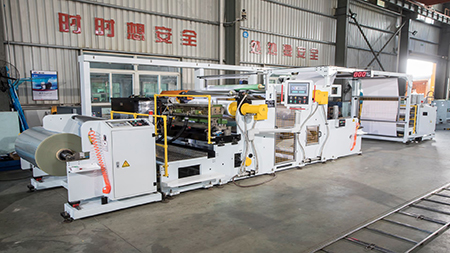 Machine de fabrication d'étiquettes adhésives thermofusibles NDC NTH1200 - 3 modèles avec des capacités différentes