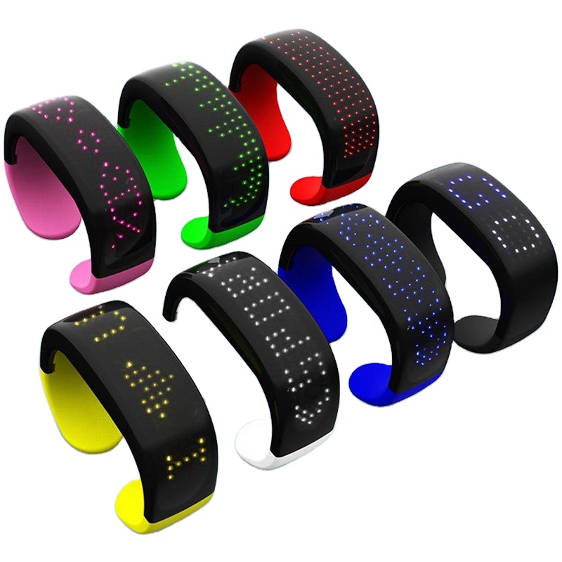 Mga Bagong Arrival 2020 Light Up Display Bracelet LED Glowing Bracelet Glow in The Dark Sports Event Wristbands