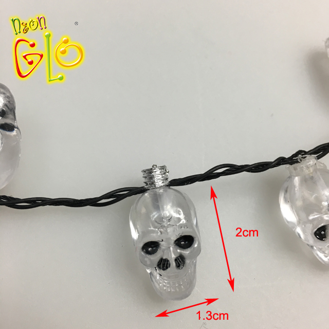 Ogrlica z LED lučko za noč čarovnic, obesek lobanja