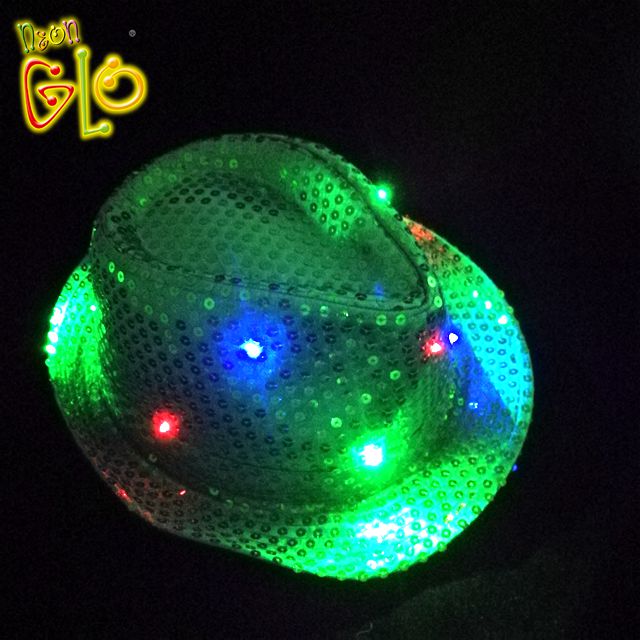 Zaļi izgaismotas galvassegas Sequins vienkārša izšūšanas cepure ar gaismu uz tās