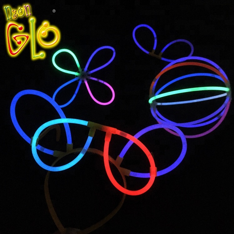 Lodra për fëmijë 136 copë shkopinj me shkëlqim Neon Party
